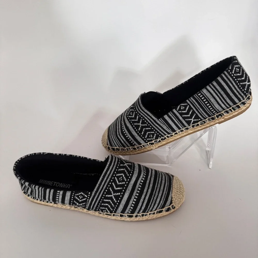 Minnetonka Black Woven Aztec Espadrille Slip‎ On Loafer Shoes Womens Size 6M